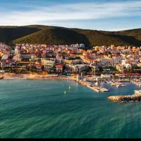Premium Ferienwohnung Sweti Wlas Polarstar Beach Luxury Apartment 150 M Zum Strand Pool 2 Schlafzimmer Und Wohnkueche Meeresblick Google Tv Bis Zu 6 Personen Apartment *