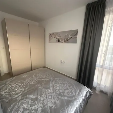 Premium Ferienwohnung Sweti Wlas Polarstar Beach Luxury Apartment 150 M Zum Strand Pool 2 Schlafzimmer Und Wohnkueche Meeresblick Google Tv Bis Zu 6 Personen Apartment Sveti Vlas