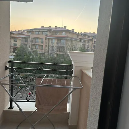 Apartment Premium Ferienwohnung Sweti Wlas Polarstar Beach Luxury Apartment 150 M Zum Strand Pool 2 Schlafzimmer Und Wohnkueche Meeresblick Google Tv Bis Zu 6 Personen *