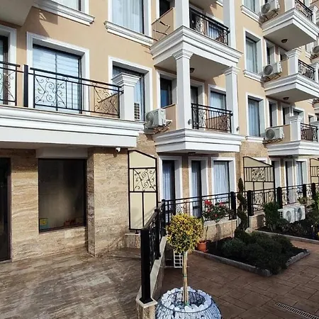 Premium Ferienwohnung Sweti Wlas Polarstar Beach Luxury Apartment 150 M Zum Strand Pool 2 Schlafzimmer Und Wohnkueche Meeresblick Google Tv Bis Zu 6 Personen Apartment *