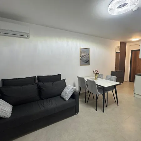 Premium Ferienwohnung Sweti Wlas Polarstar Beach Luxury Apartment 150 M Zum Strand Pool 2 Schlafzimmer Und Wohnkueche Meeresblick Google Tv Bis Zu 6 Personen Apartment Sveti Vlas