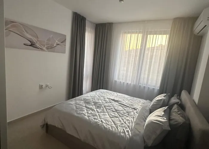 Premium Polarstar Luxury 150 M Zum Pool 3 Balkone Meeresblick Google Tv Bis Zu 6 Personen