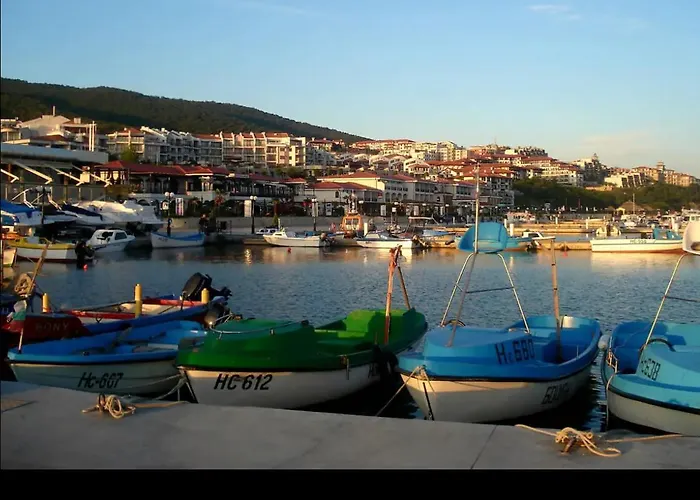 Premium Polarstar Luxury 150 M Zum Pool 3 Balkone Meeresblick Google Tv Bis Zu 6 Personen * Sveti Vlas